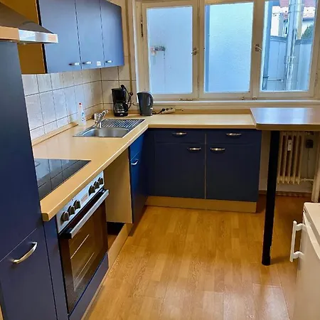 Gemuetliches Wg-zimmer 4, Zentral In *